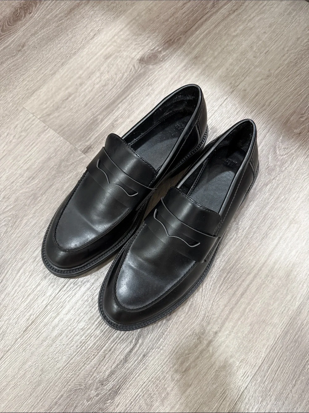 H&M Black Leather Women's Penny Loafers